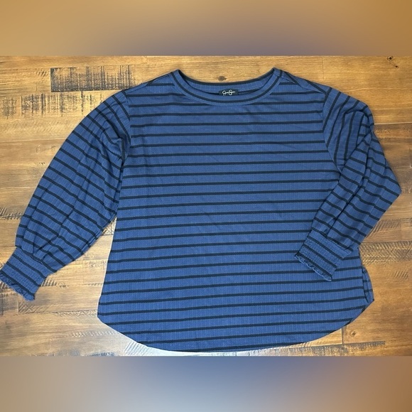 Jessica Simpson Women's Smocked Cuff Long Sleeve 2X Top New Super Soft - Picture 1 of 10